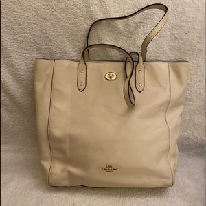 Authentic Coach tote , good condition, blemish on lower backside